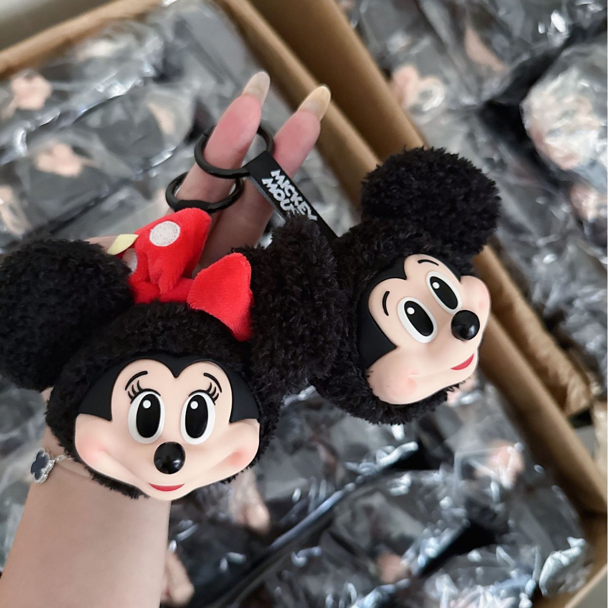 Gantungan Kunci Boneka Mickey  - Anime Merchandise Plush Toys ulasan dan harga